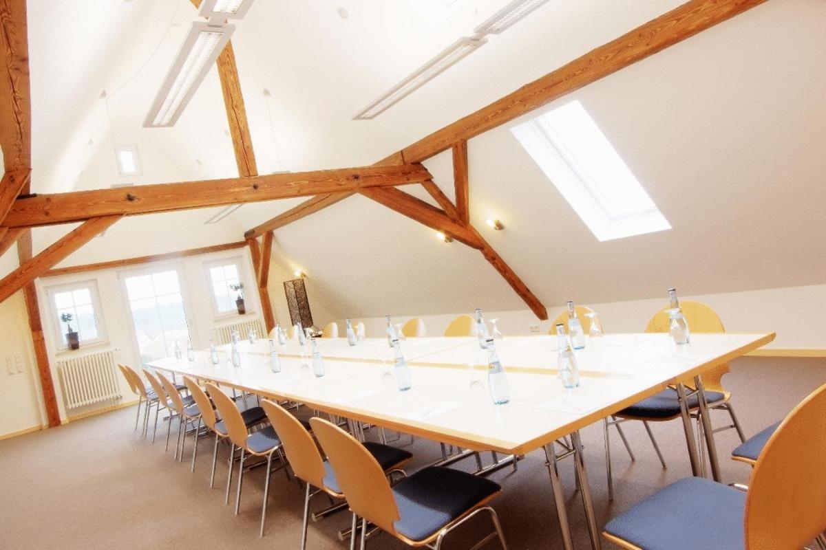 Klozbuecher - Das Landhotel Ellwangen Bagian luar foto